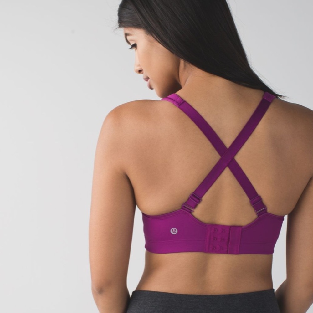 Lululemon ta ta tamer III - Picture 4 of 9